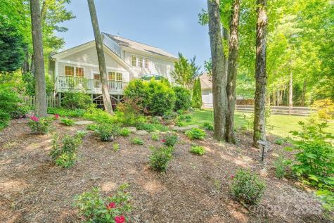 224 Fennel Dun Circle Biltmore Lake NC 28715