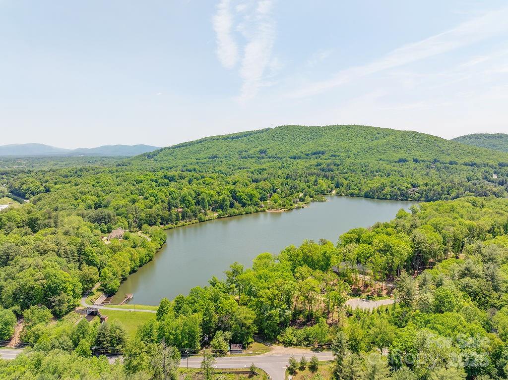 224 Fennel Dun Circle Biltmore Lake NC 28715