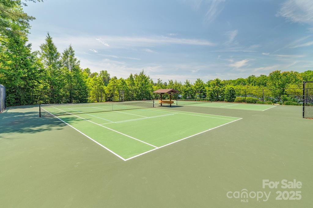 224 Fennel Dun Circle Biltmore Lake NC 28715