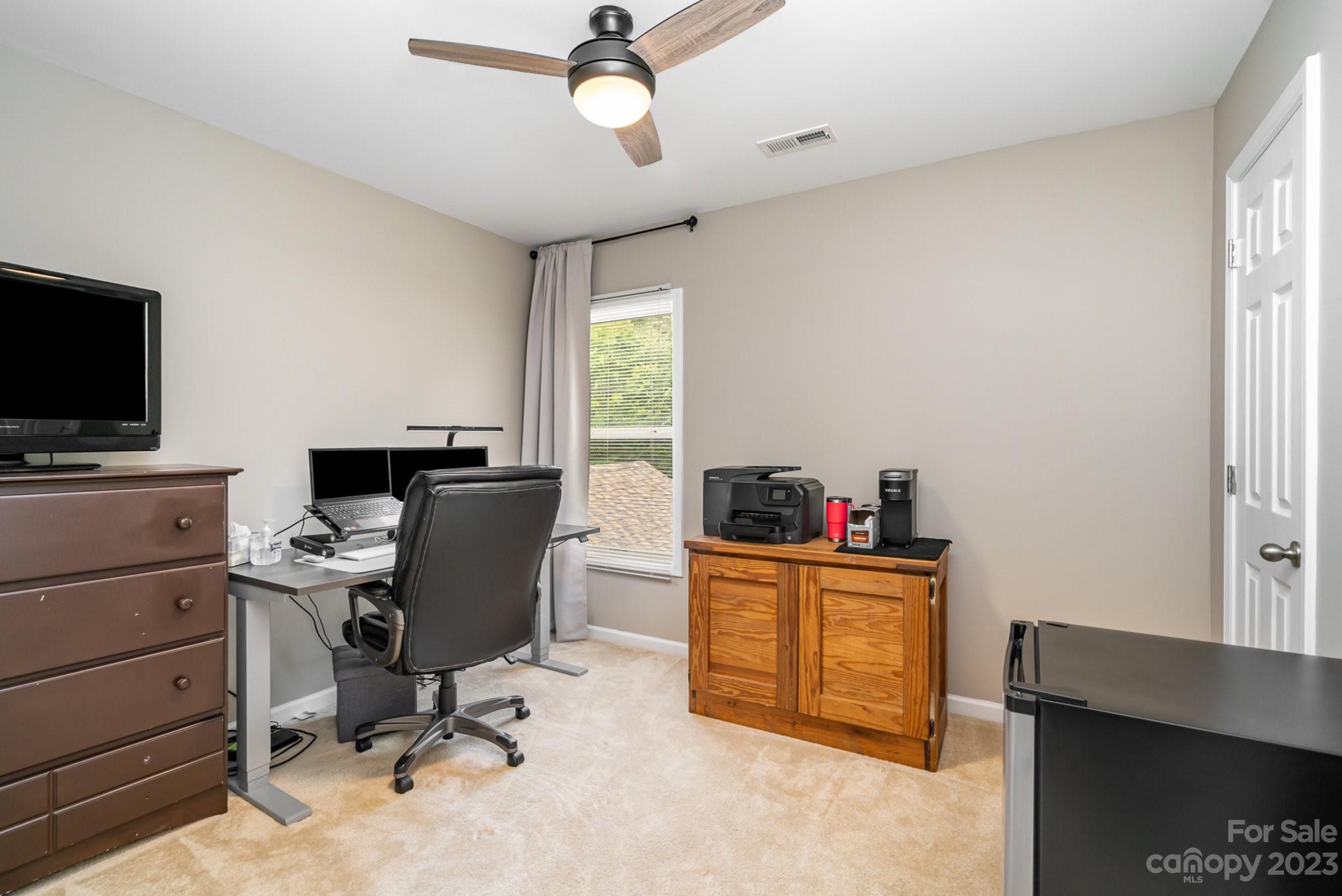 10004 Seven Oaks Drive Charlotte NC 28215