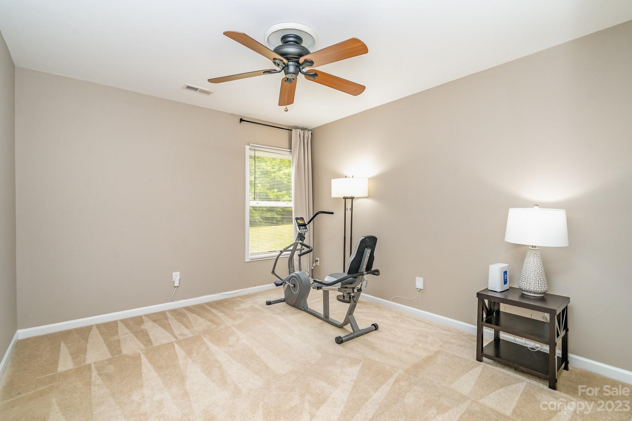 10004 Seven Oaks Drive Charlotte NC 28215