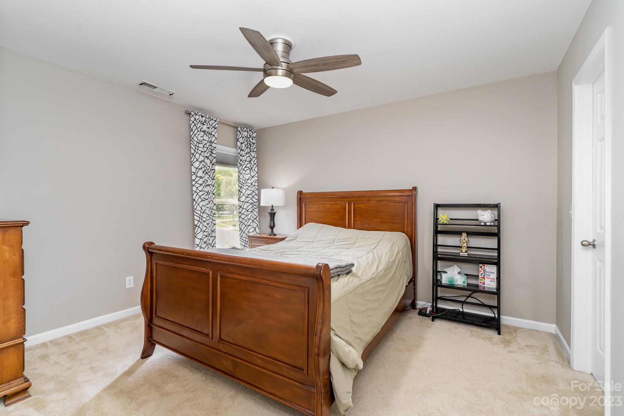 10004 Seven Oaks Drive Charlotte NC 28215