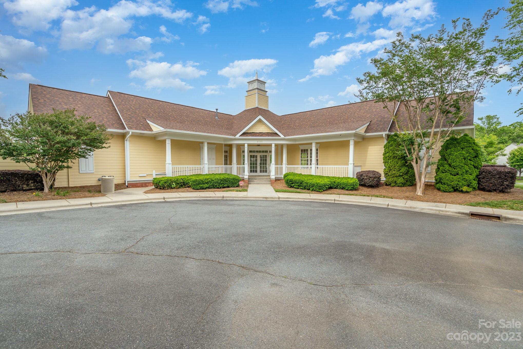 10004 Seven Oaks Drive Charlotte NC 28215