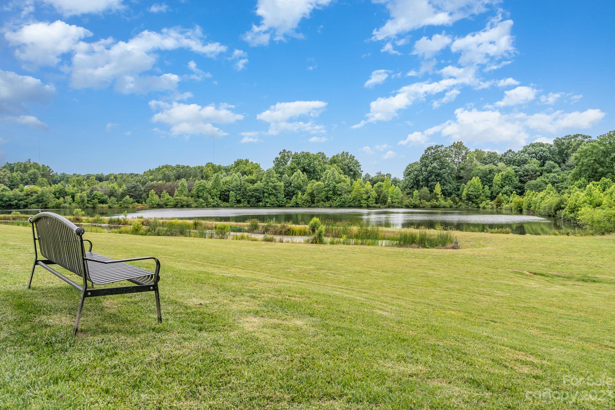 10004 Seven Oaks Drive Charlotte NC 28215