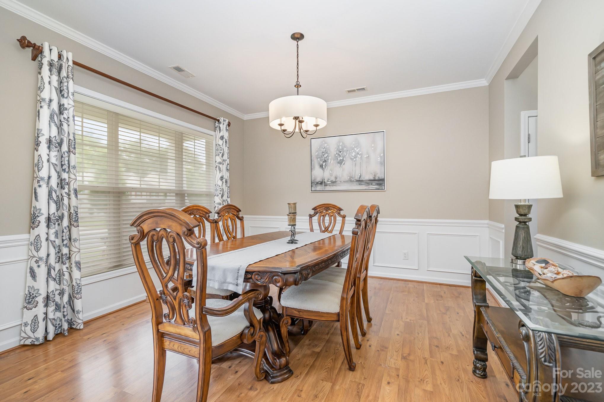 10004 Seven Oaks Drive Charlotte NC 28215