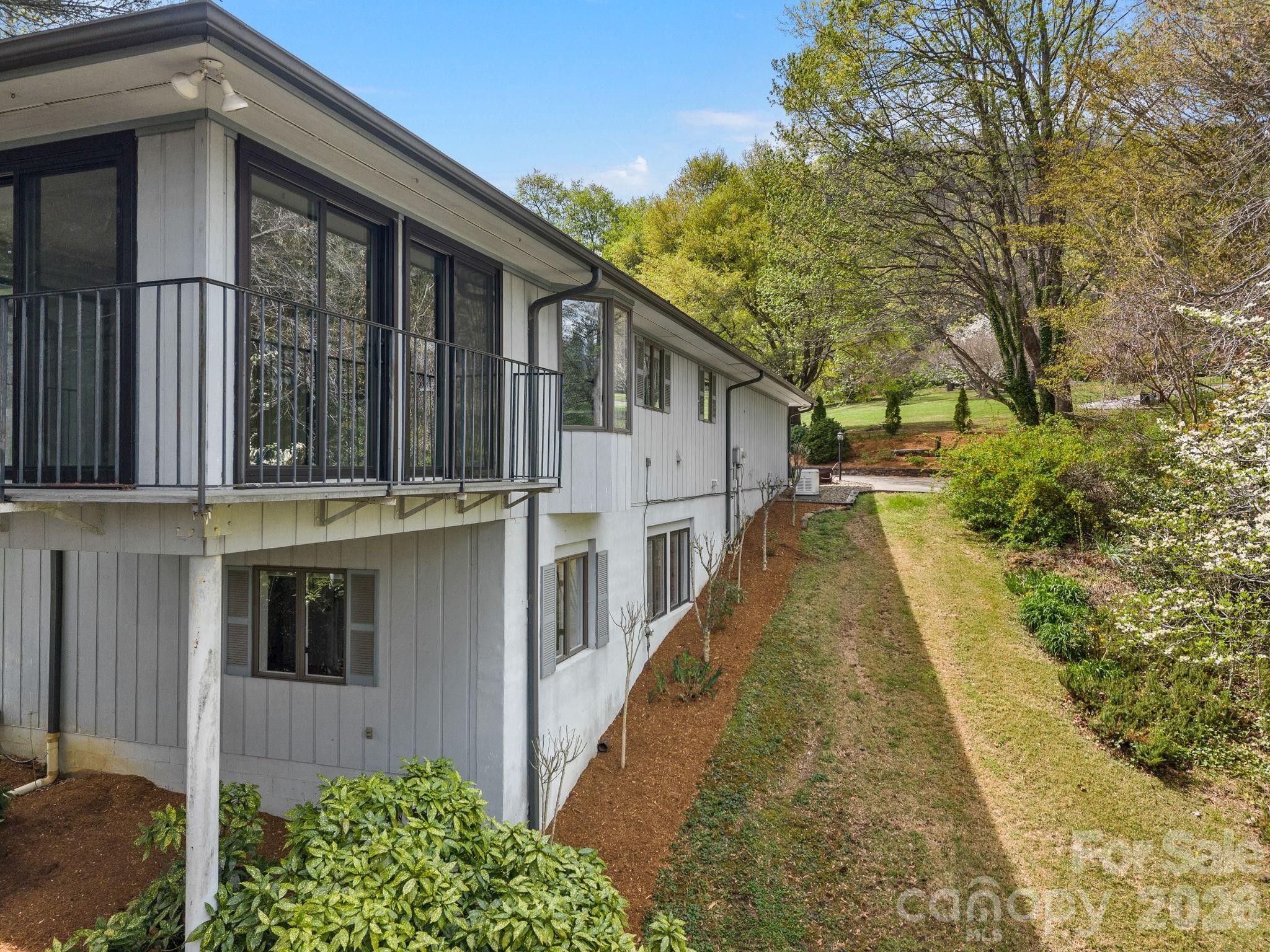 140 Meadowlark Drive Tryon NC 28782