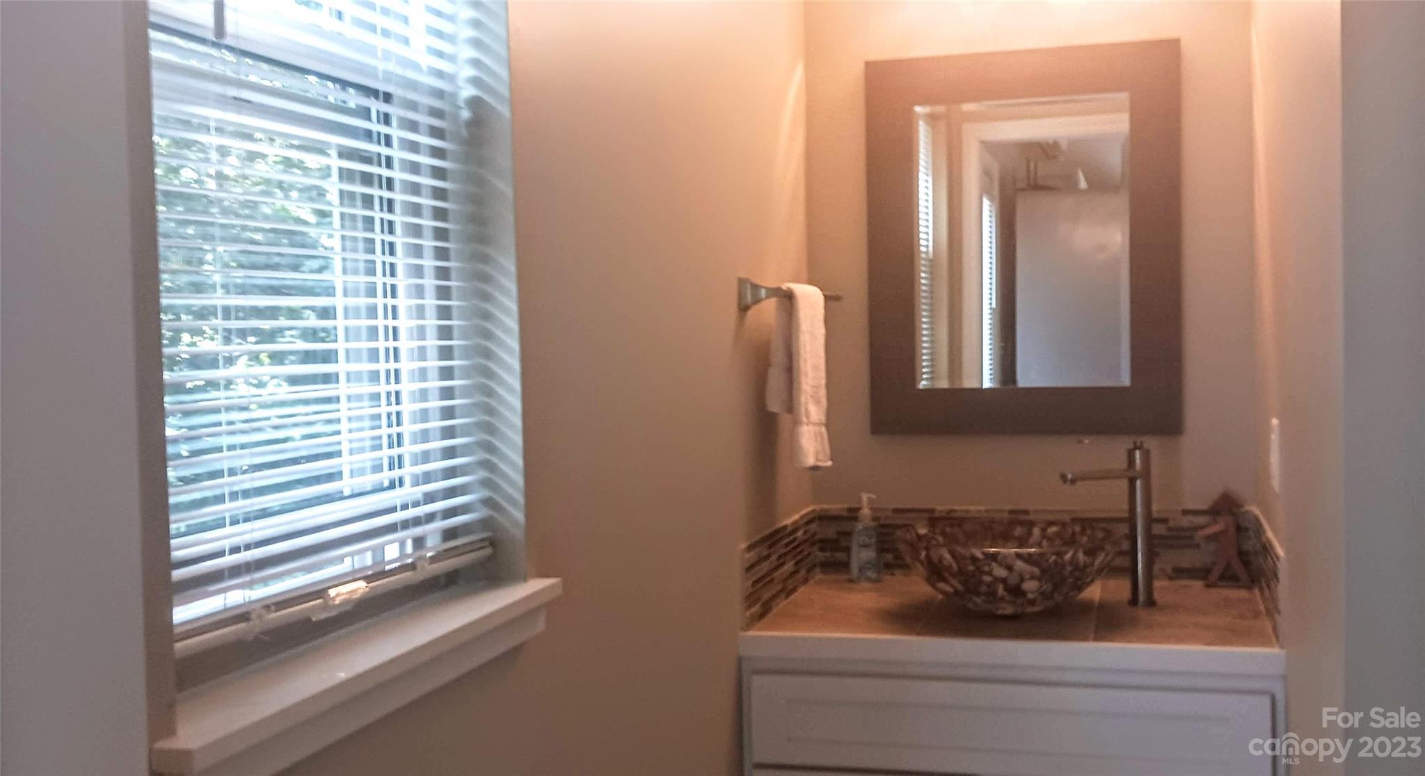 11 Wellspring Lane Asheville NC 28806