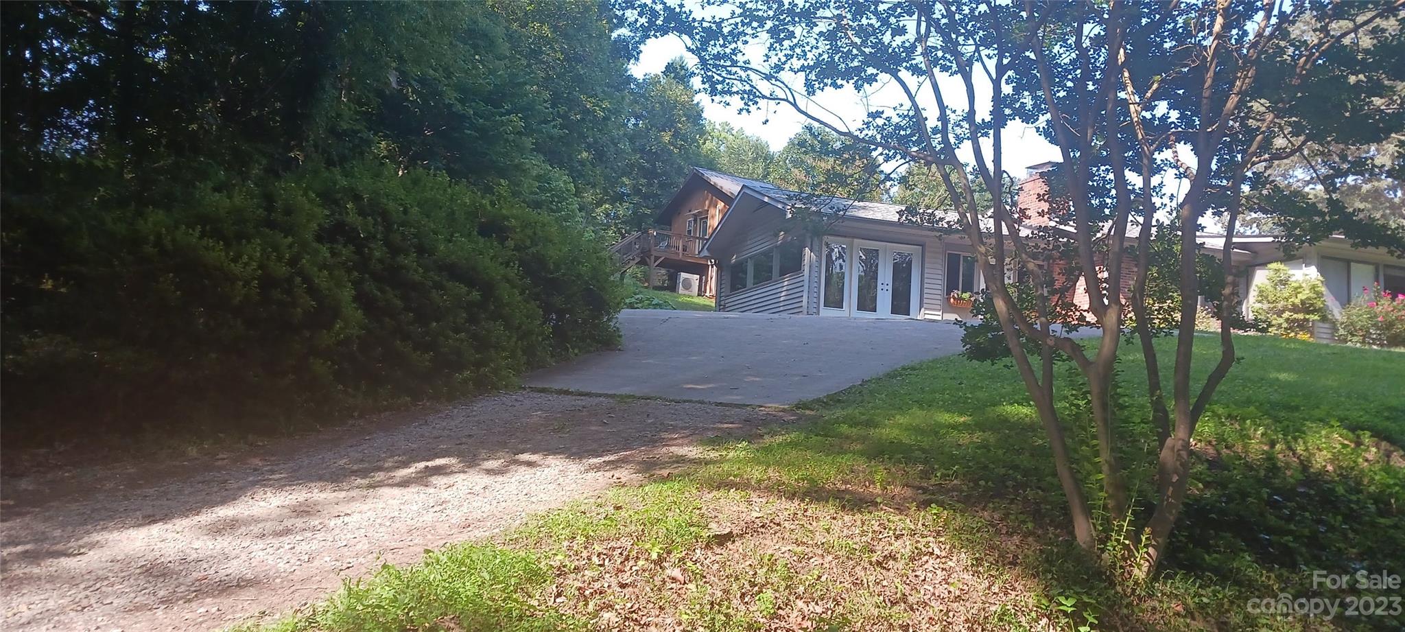 11 Wellspring Lane Asheville NC 28806