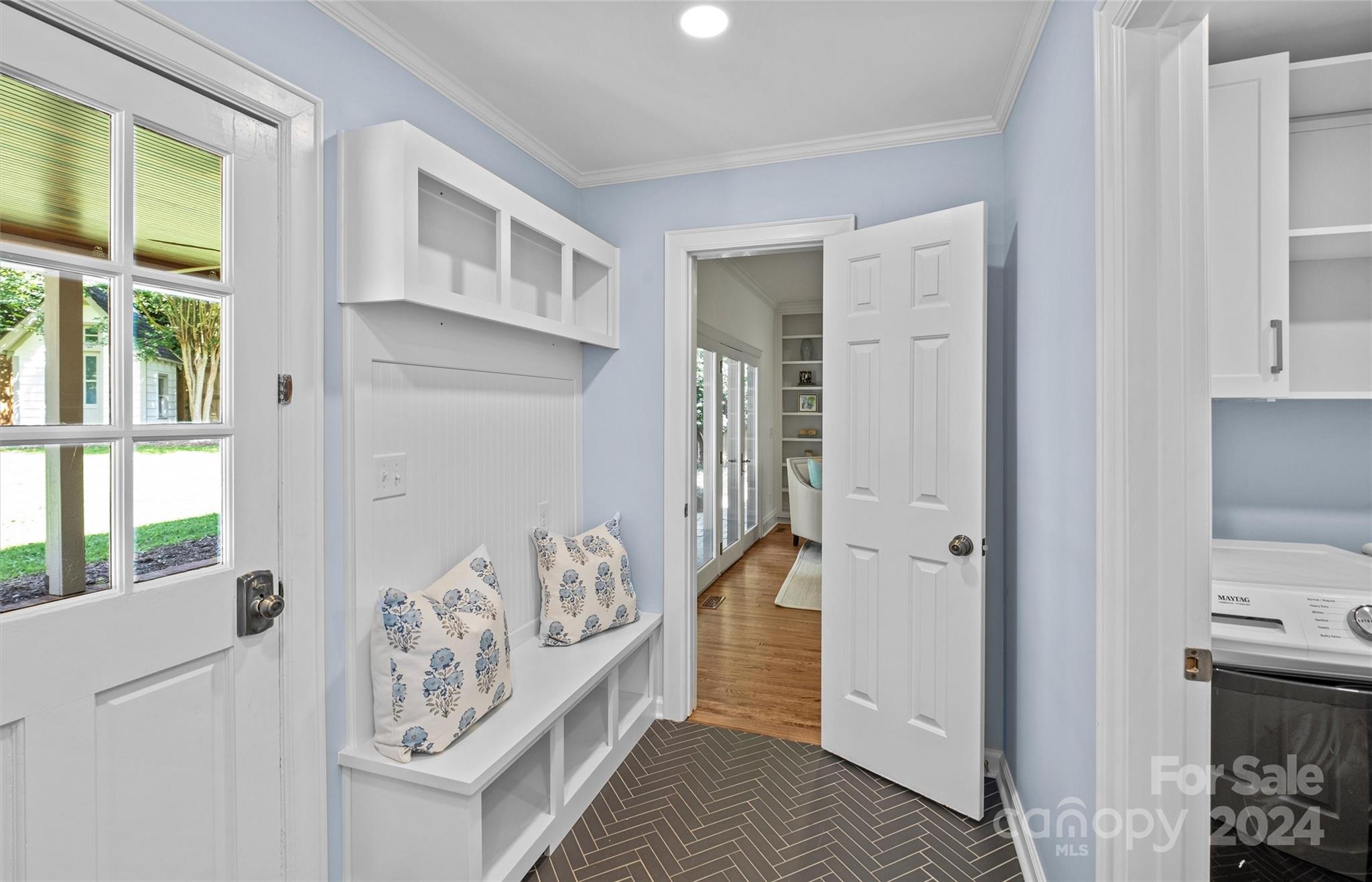 2544 Roswell Avenue Charlotte NC 28209