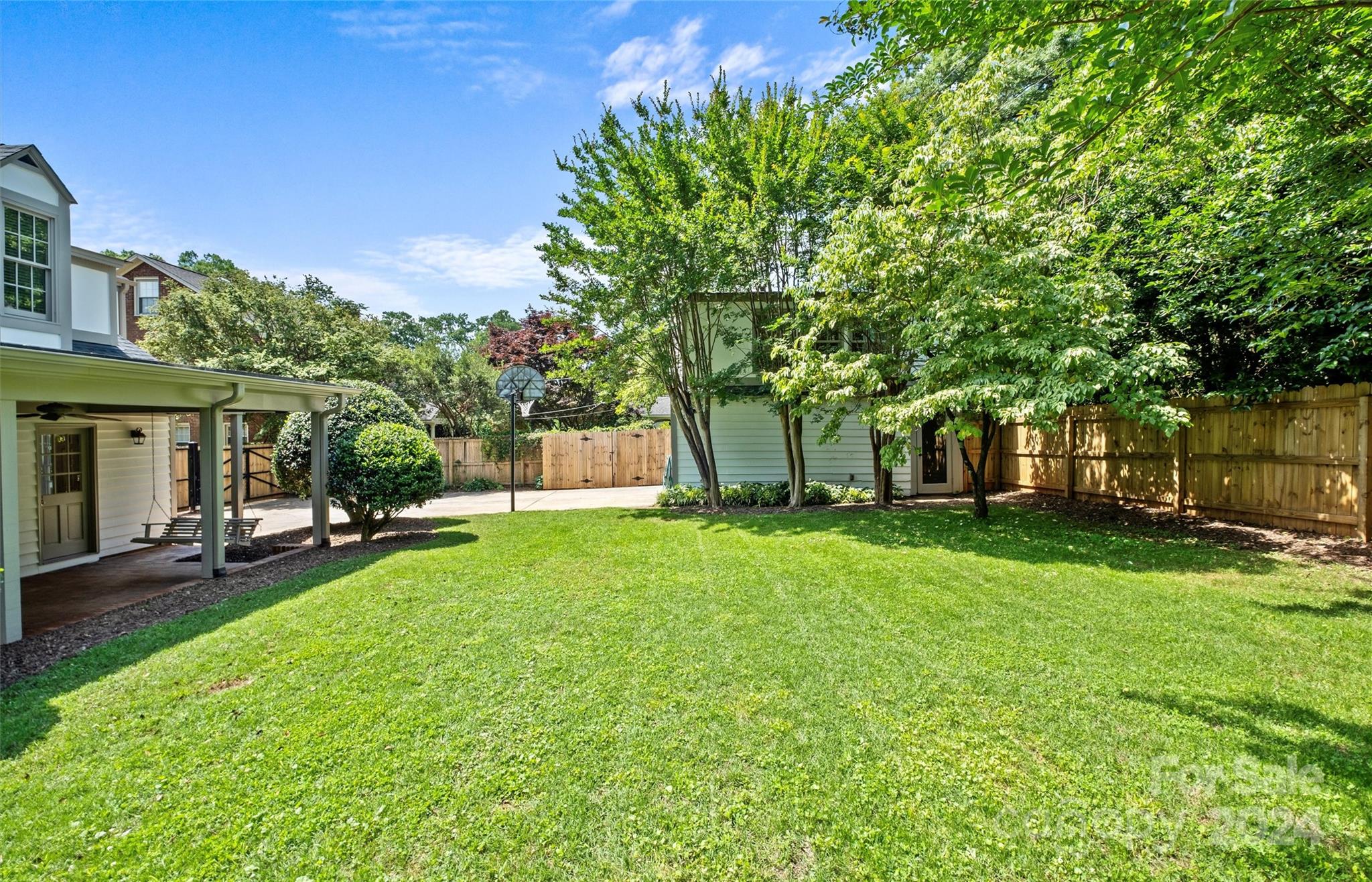 2544 Roswell Avenue Charlotte NC 28209