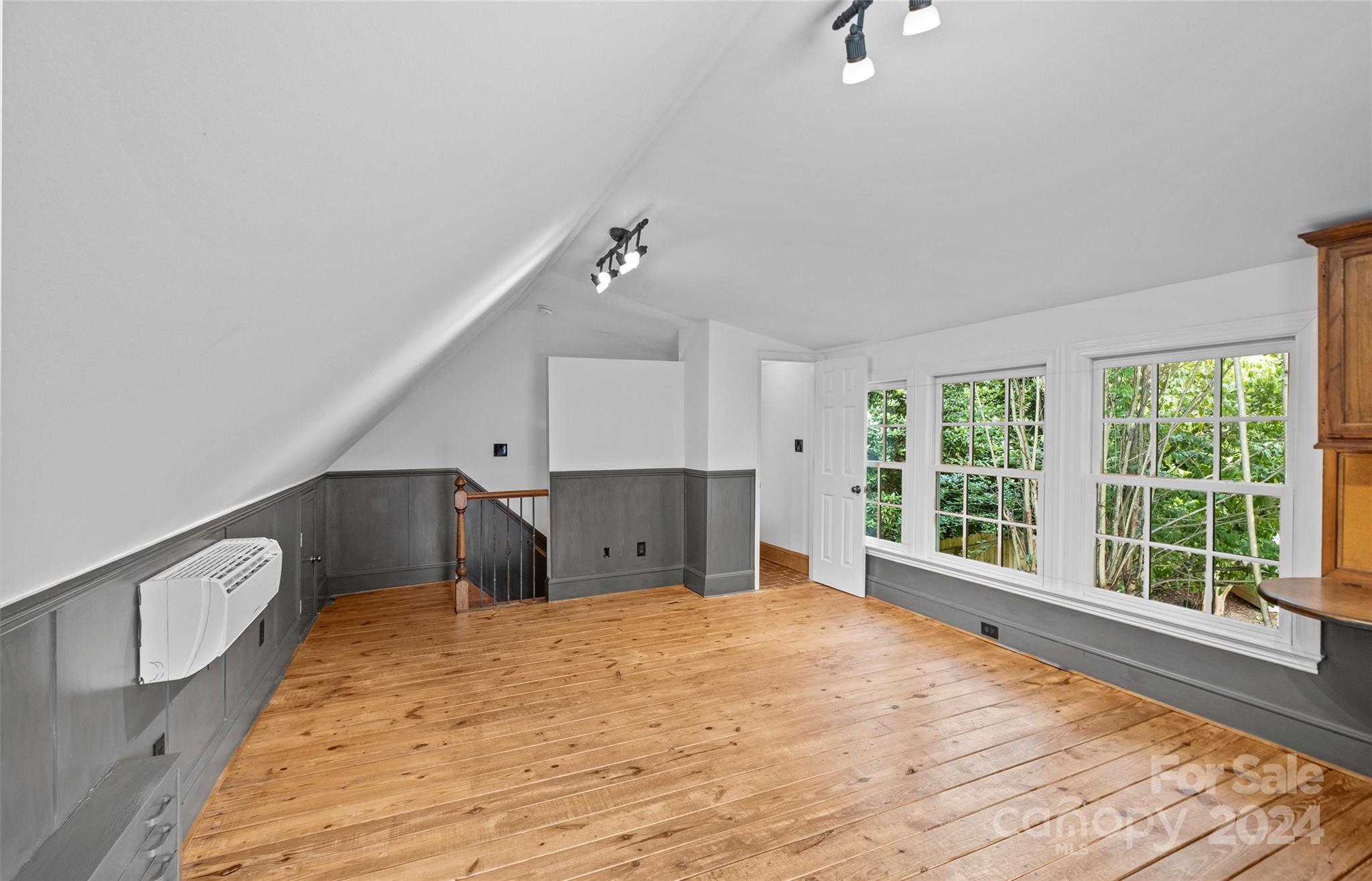 2544 Roswell Avenue Charlotte NC 28209