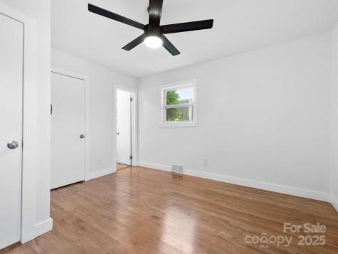 28 Pine Lane Asheville NC 28806