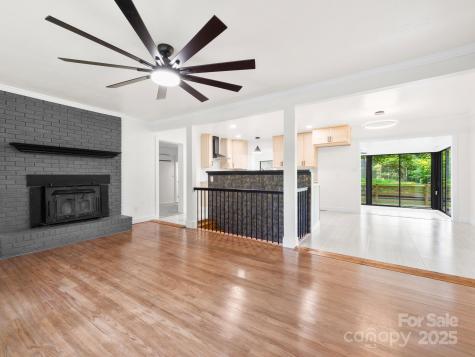 28 Pine Lane Asheville NC 28806
