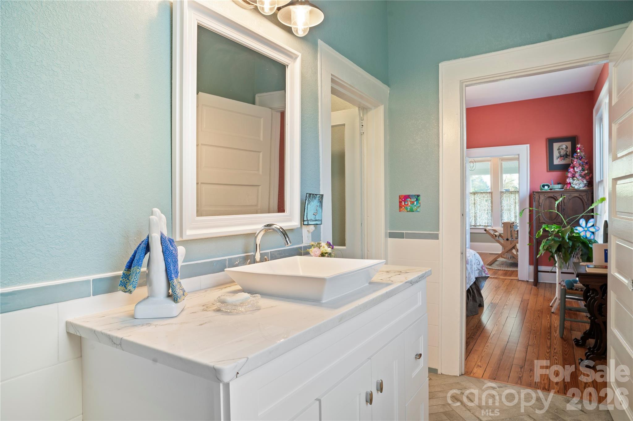 416 3rd Avenue W Hendersonville NC 28739