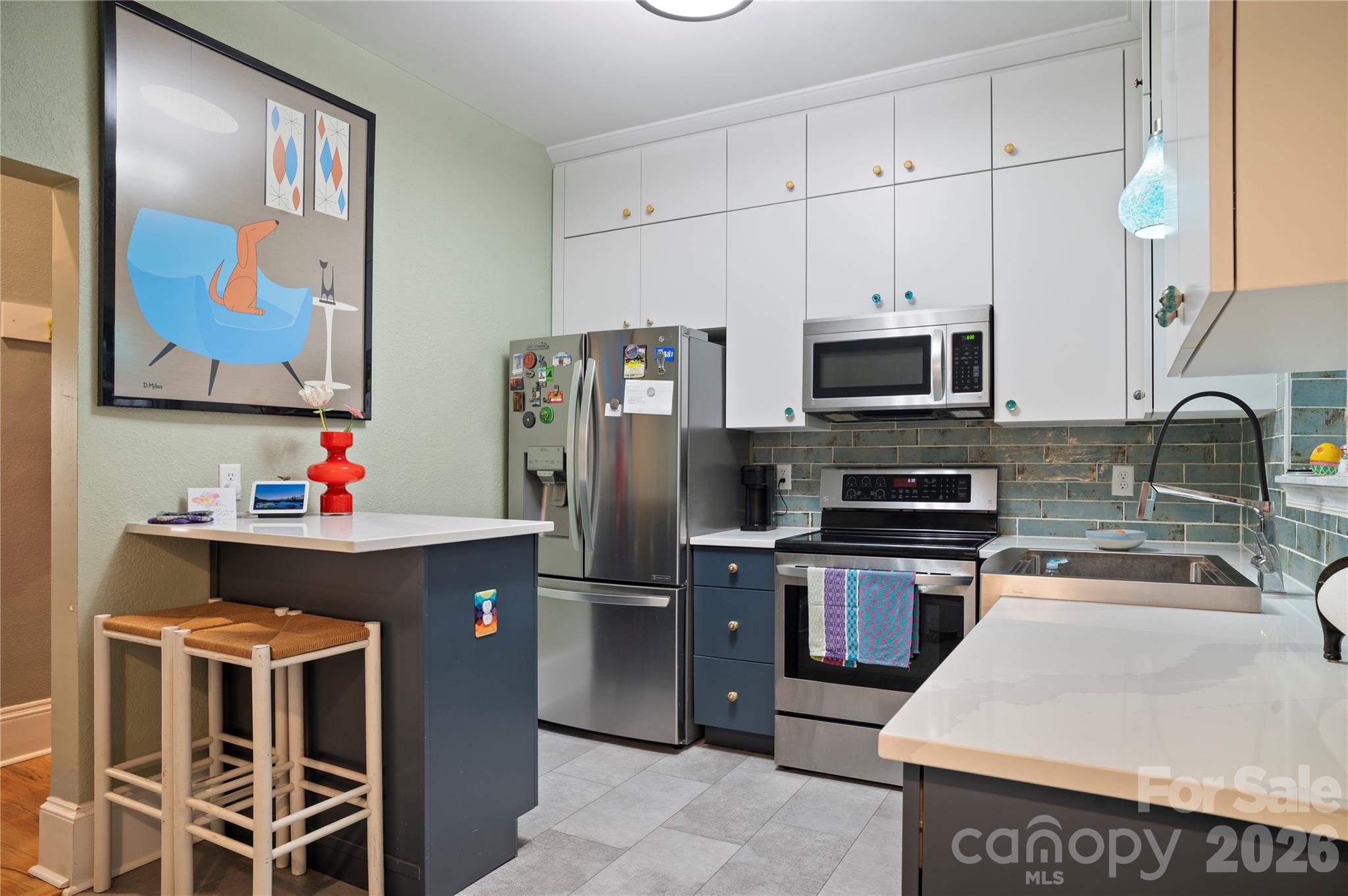 416 3rd Avenue W Hendersonville NC 28739