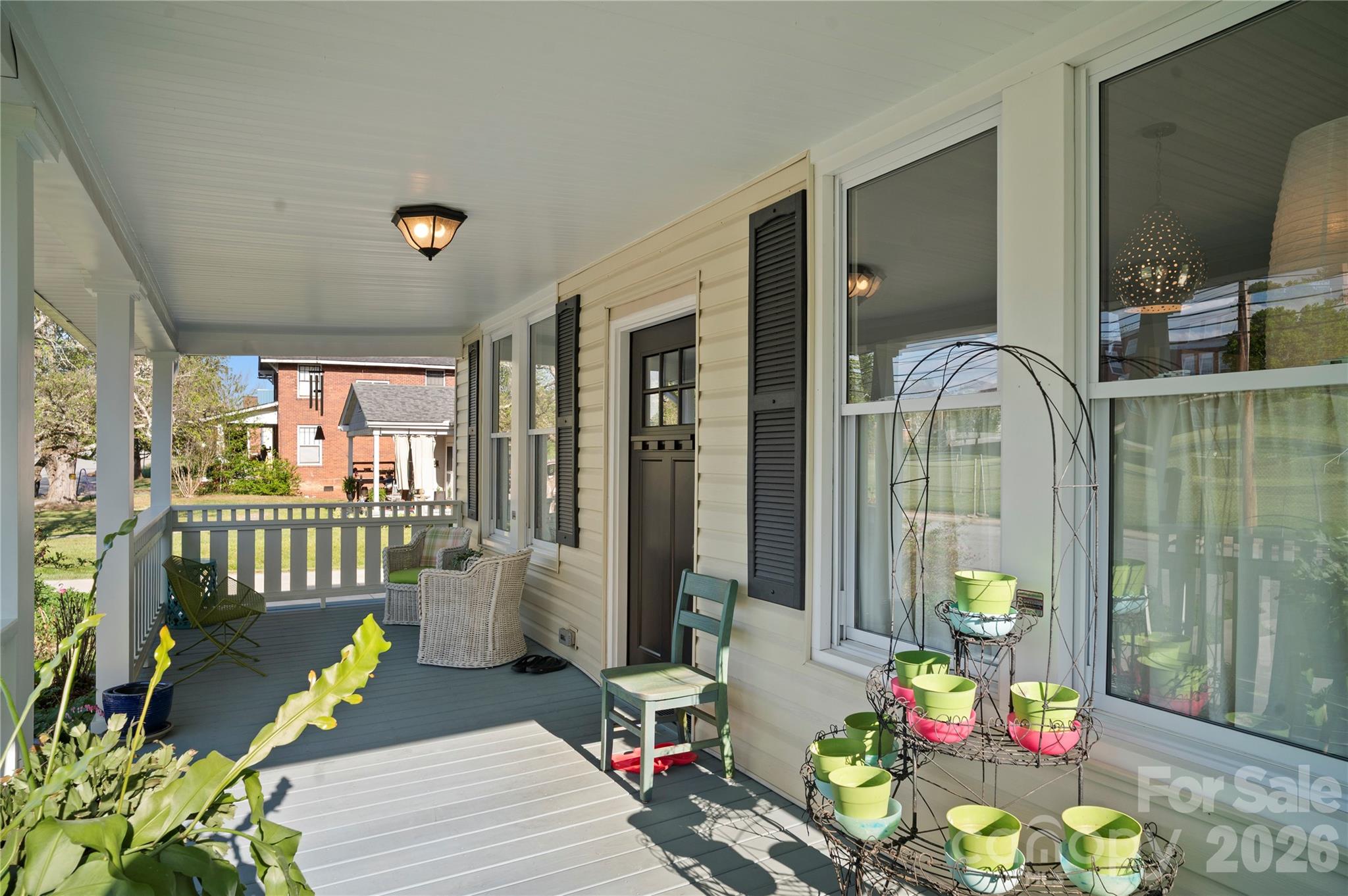 416 3rd Avenue W Hendersonville NC 28739