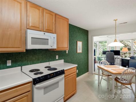 311 Pole Barn Drive Asheville NC 28806