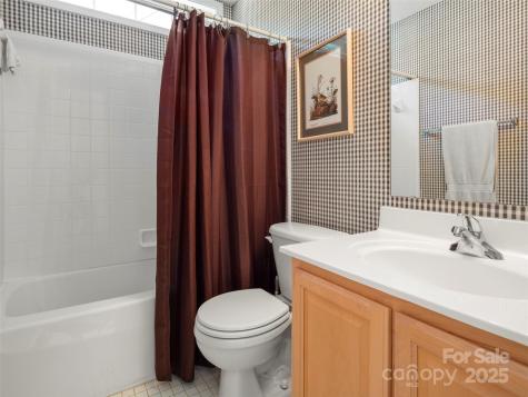 311 Pole Barn Drive Asheville NC 28806