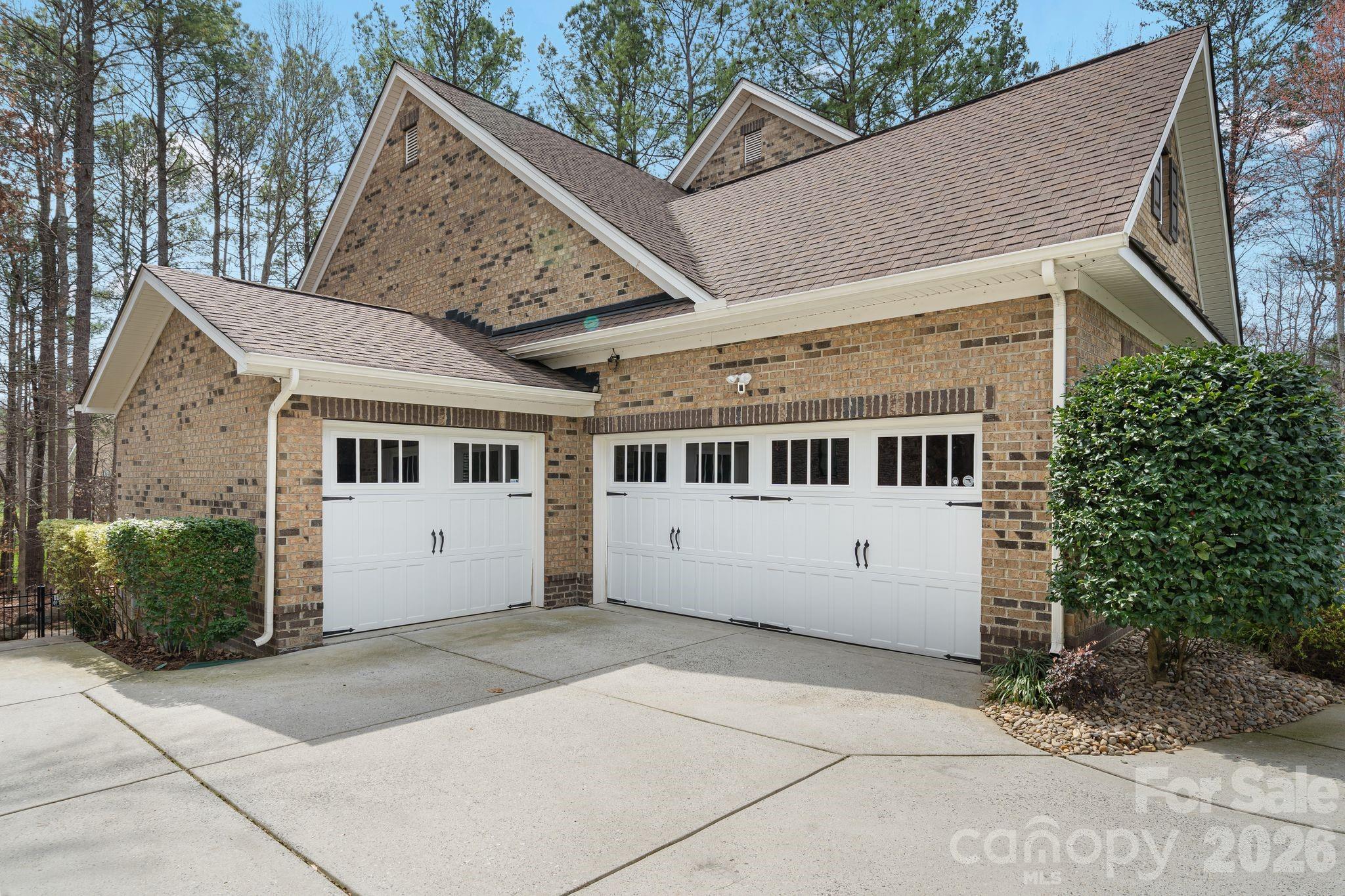 2404 Island Lake Drive Charlotte NC 28214