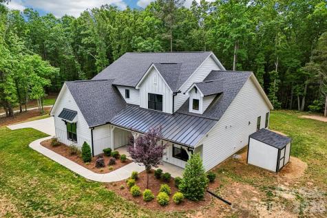8049 Catawba Cove Drive Belmont NC 28012