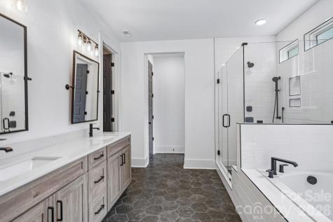 8049 Catawba Cove Drive Belmont NC 28012
