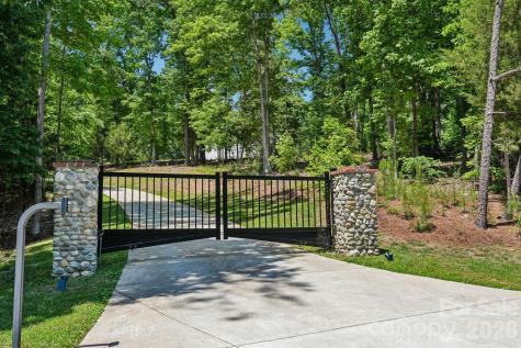 8049 Catawba Cove Drive Belmont NC 28012