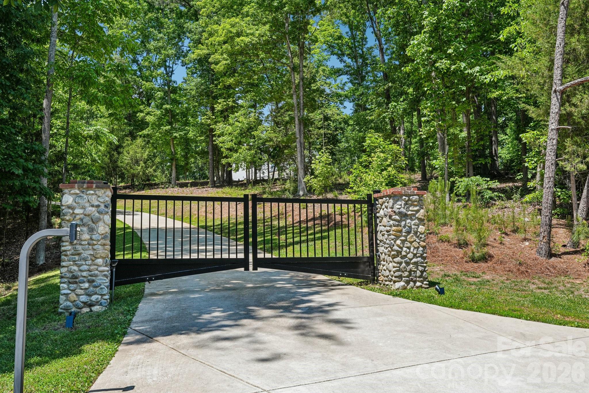 8049 Catawba Cove Drive Belmont NC 28012