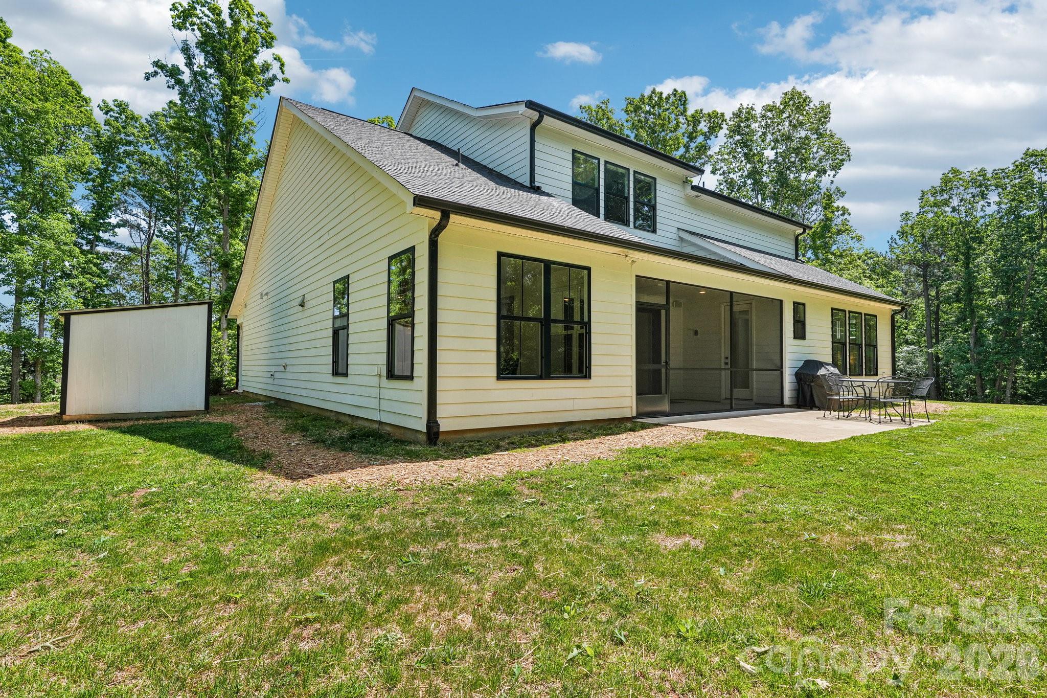 8049 Catawba Cove Drive Belmont NC 28012