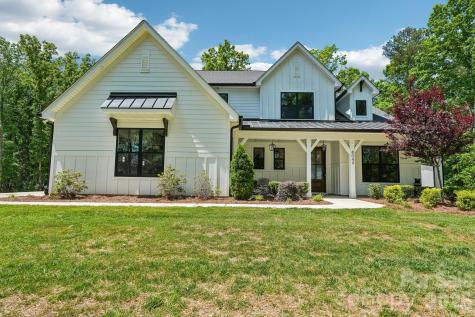 8049 Catawba Cove Drive Belmont NC 28012