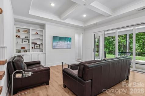 8049 Catawba Cove Drive Belmont NC 28012