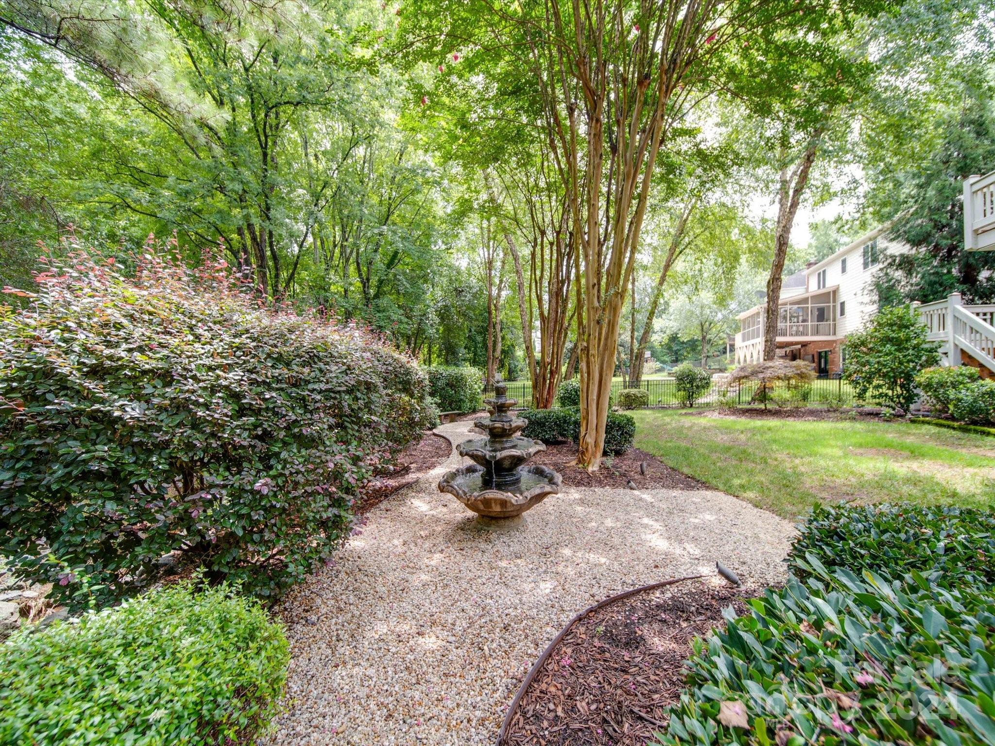 2505 Robin Hill Drive Charlotte NC 28210