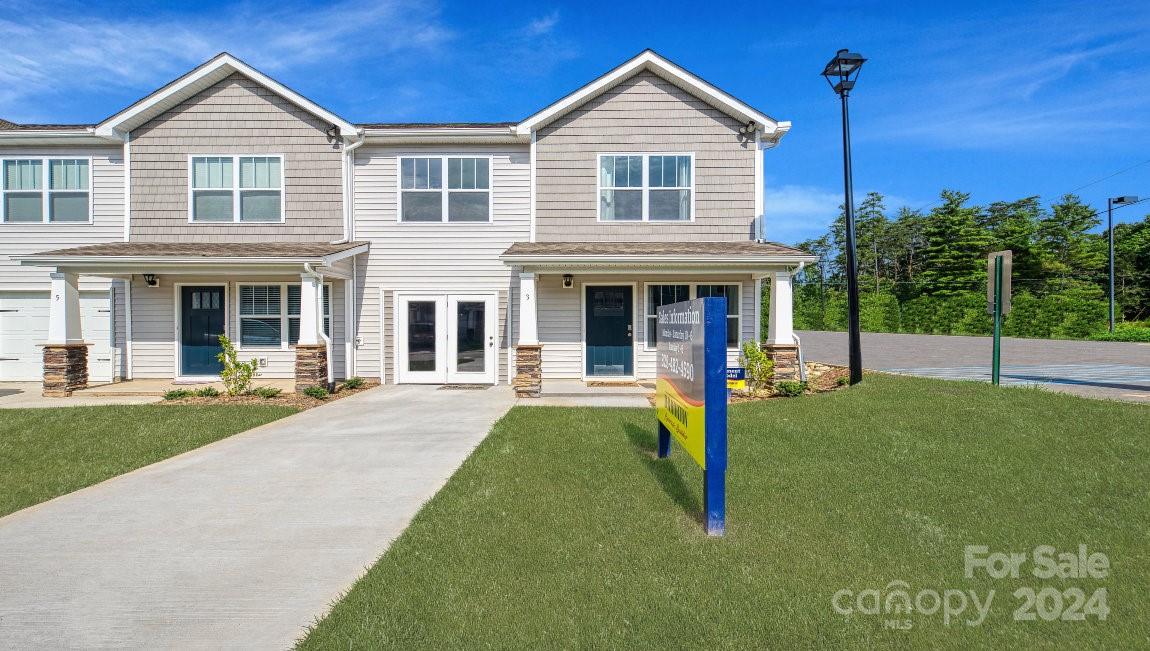 33 Virginia Commons Drive Arden NC 28704