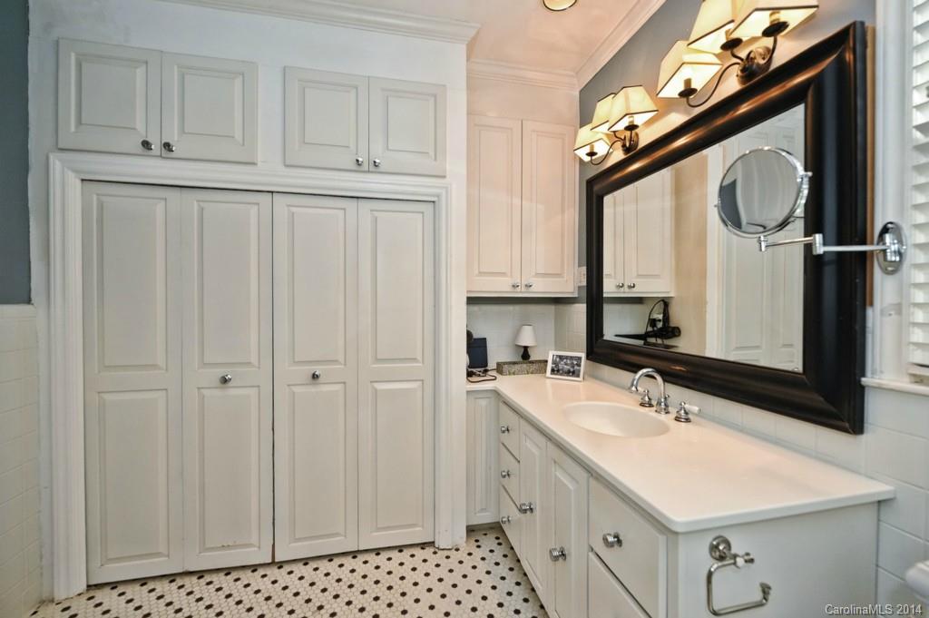 1509 Providence Drive Charlotte NC 28211