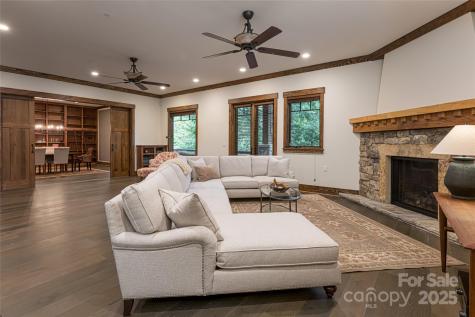 112 Louisa Street Black Mountain NC 28711