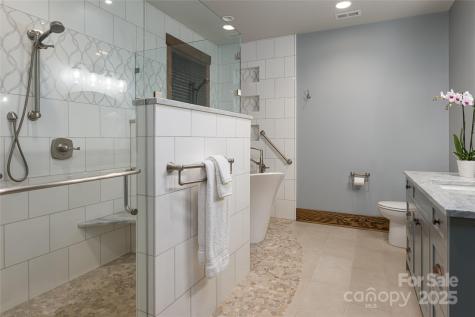 112 Louisa Street Black Mountain NC 28711