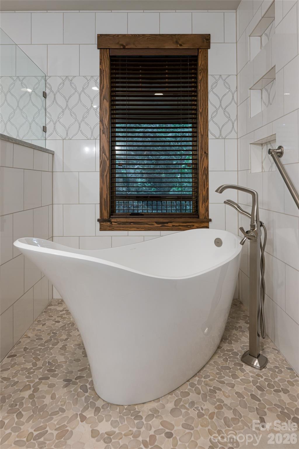 112 Louisa Street Black Mountain NC 28711