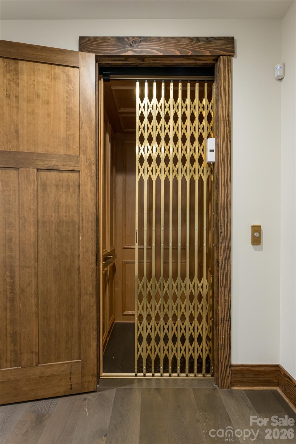 112 Louisa Street Black Mountain NC 28711