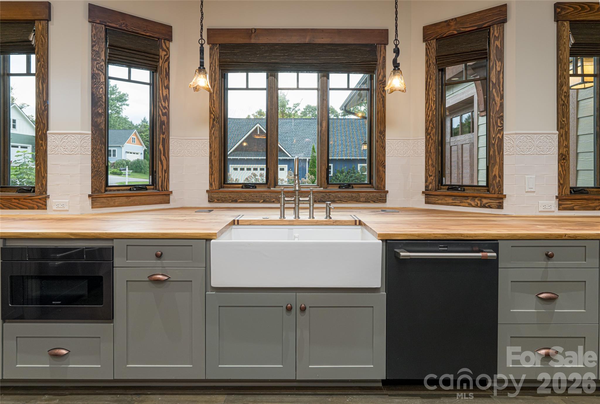 112 Louisa Street Black Mountain NC 28711