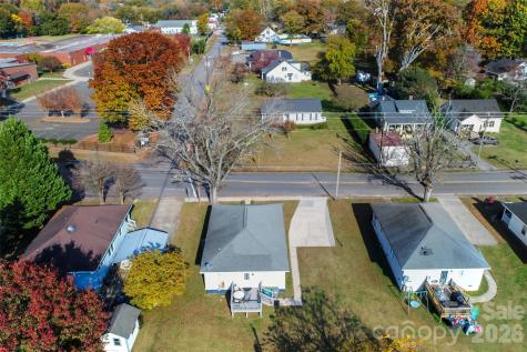 399 Woodlawn Street Belmont NC 28012