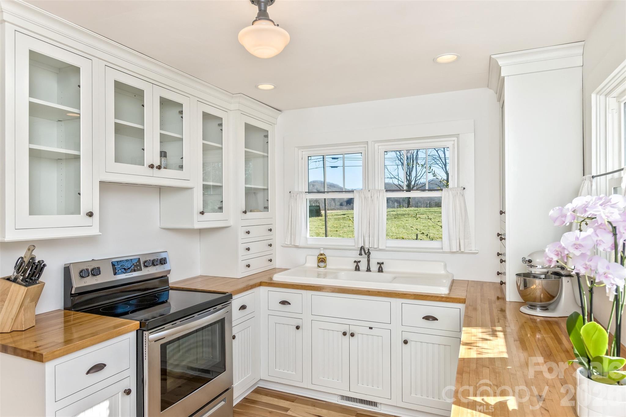 522 Calvert Road Brevard NC 28712