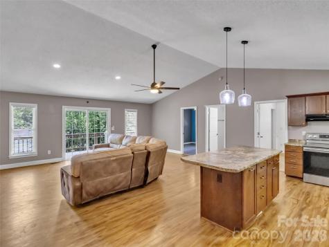 252 Oak Park Drive Clyde NC 28721