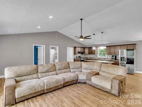 252 Oak Park Drive Clyde NC 28721