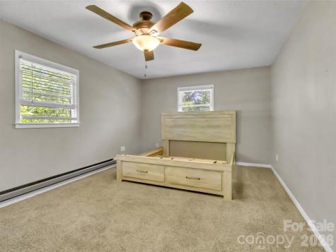 252 Oak Park Drive Clyde NC 28721
