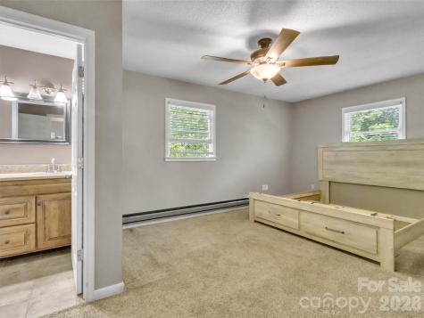252 Oak Park Drive Clyde NC 28721