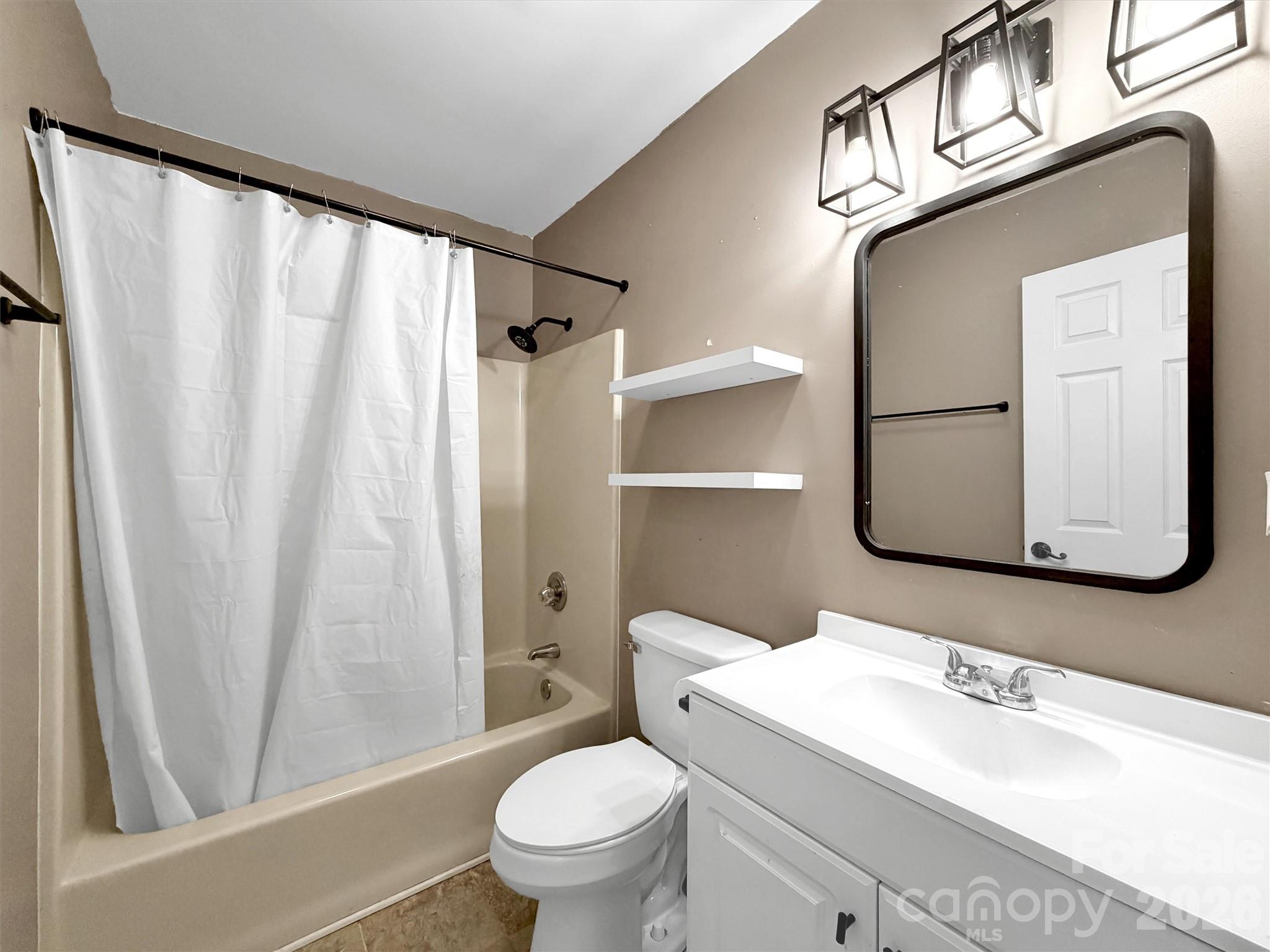 252 Oak Park Drive Clyde NC 28721