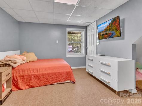 252 Oak Park Drive Clyde NC 28721