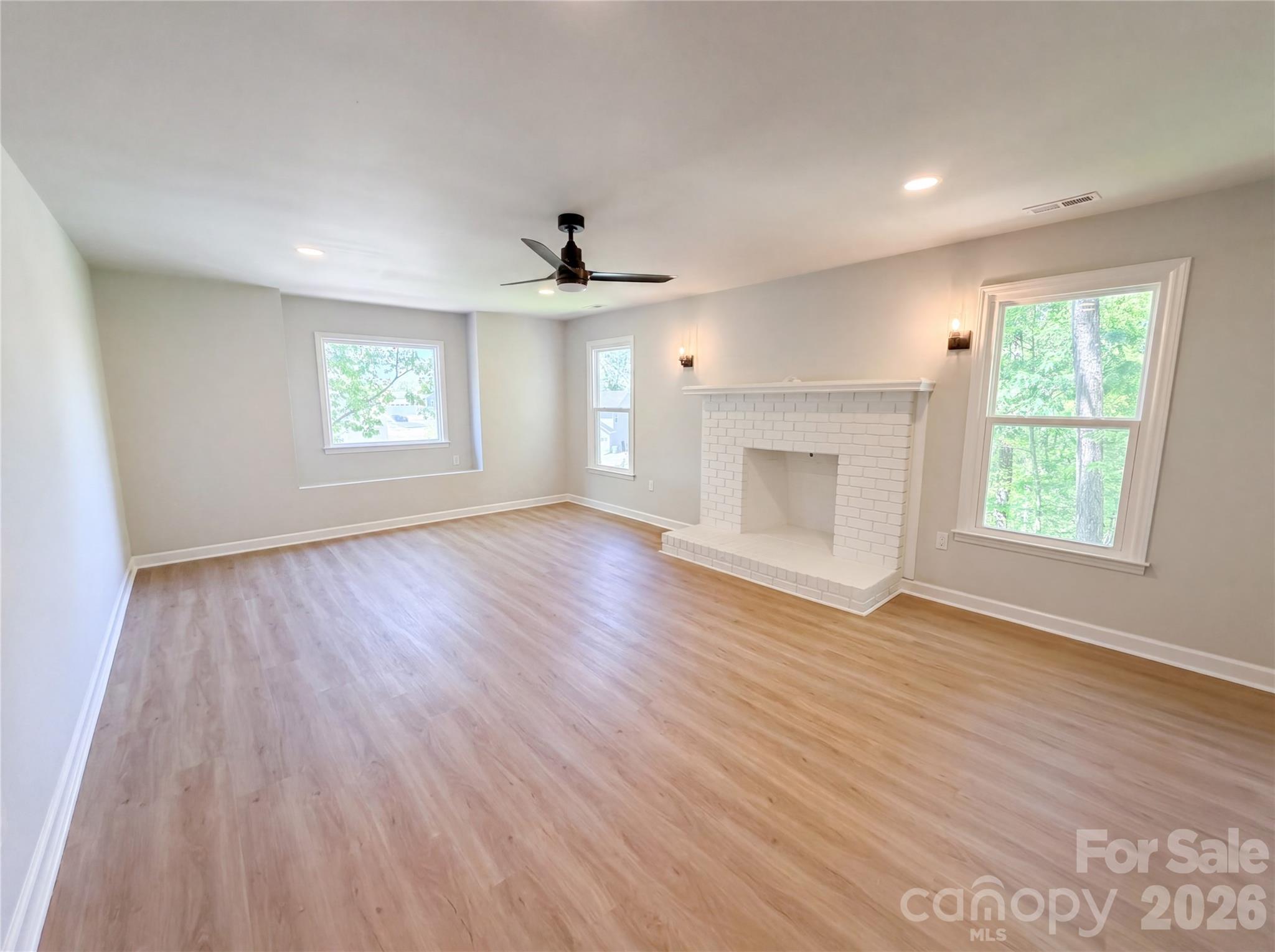 6095 Coral View Drive Harrisburg NC 28075
