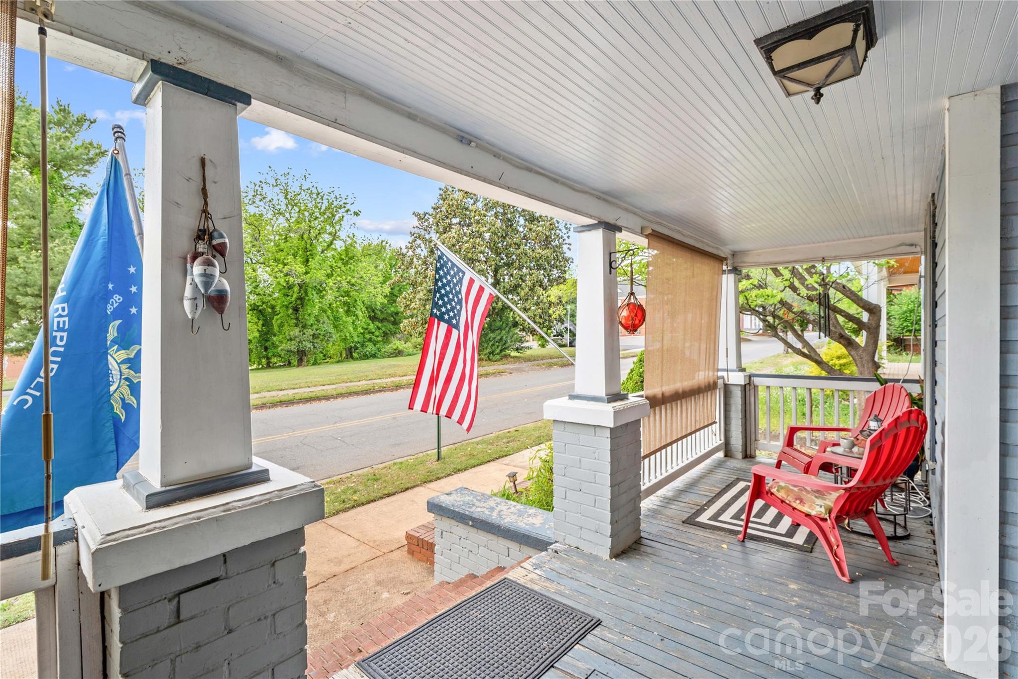 633 S Race Street Statesville NC 28677
