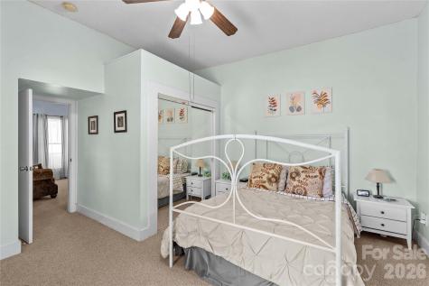 633 S Race Street Statesville NC 28677