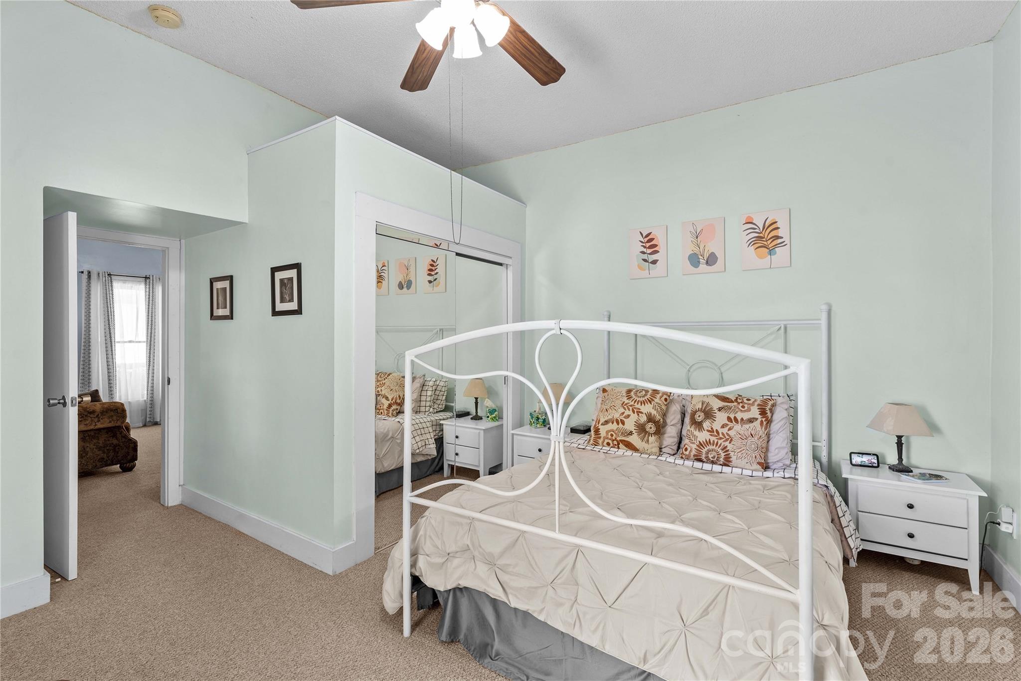633 S Race Street Statesville NC 28677